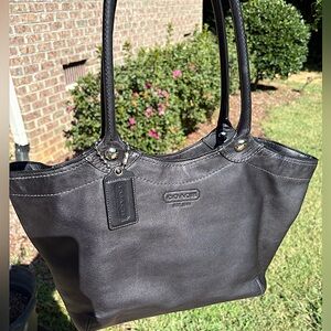 Coach Legacy Bleeker Black Leather Tote EUC